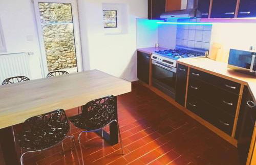 Grande maison en pierre au coeur du village provençal du XIe siecle 10 personnes - Foto 15