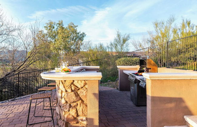 Sunbeam by Avantstay Elegant, Private Desert Home w/ Infinity Pool, Spa & View - Foto 39