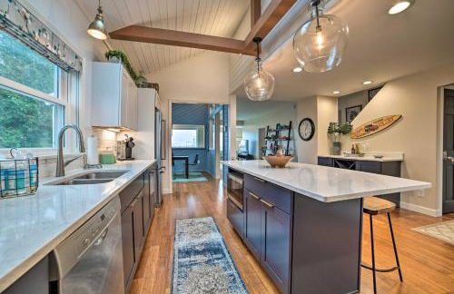 Chic Manistee Cottage Steps to Lake Michigan! - Foto 9