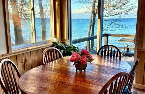 Lakefront Oak Cottage Hot Tub & Fire Pit - Foto 10