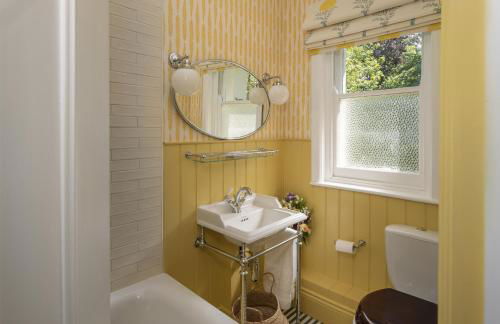 Henge Estate - Large Manor with ensuite double rooms, hot tub and tennis court - Foto 16