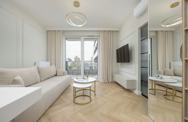 Żupnicza Apartment Warsaw by Renters - Photo 13