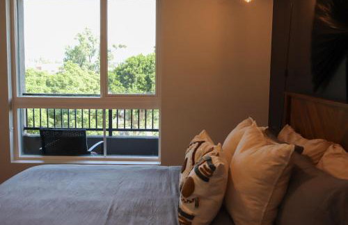 Bright & Cozy Getaway with Pool Free Parking 10 mins Disneyland - Foto 44