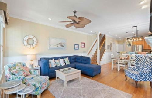 After Dune Delight - Relax and unwind in this fun and spacious 3 story home, Light, Bright, and close to everything! townhouse - Photo 6