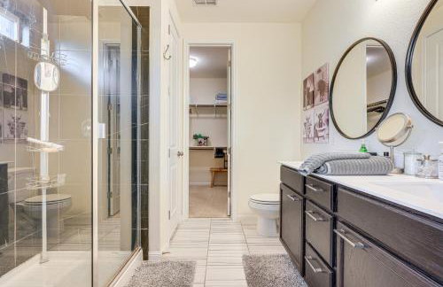 Large Fenced Yard Family-Friendly Kyle Home - Foto 12