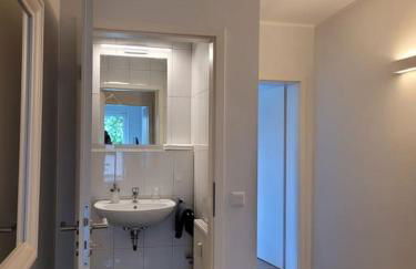 Mit Blick in den Emsseepark - Foto 15