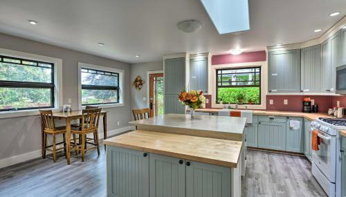 Quiet and Cozy Eureka Home Near Sequoia Park and Zoo! - Foto 3