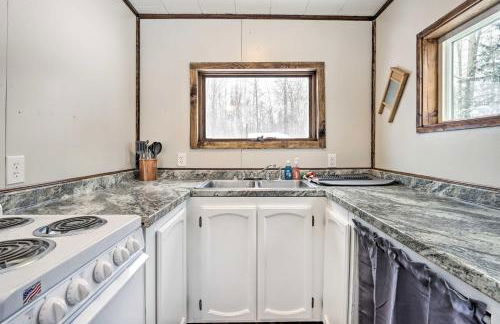 Creekside Cabin Less Than 2 Mi to Hike, Bike and Ski! - Foto 2