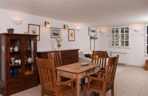 Deluxe Villa Sirena on the beach with Pool - Photo 33