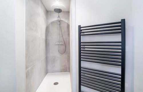 The Old Hotel - Photo 43