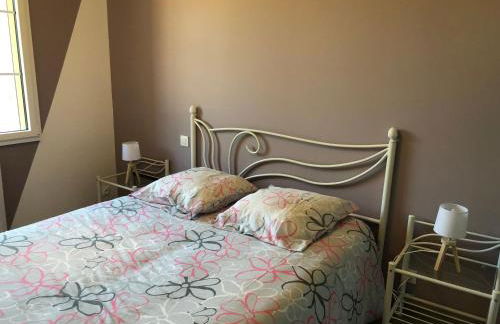 Gîte tout confort près du circuit des 24H du Mans - 3 chambres, jardin et parking privé - FR-1-410-261 - Photo 3