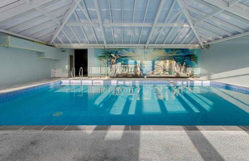 Manor House Apartment - Indoor Heated Pool, Parking - Foto 39