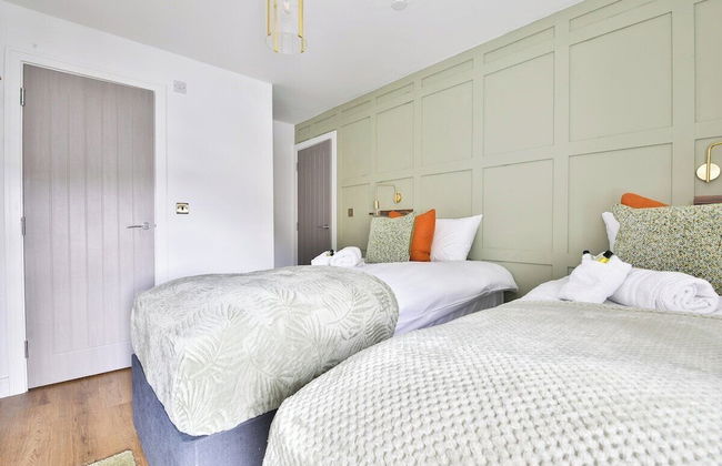 North Road New Luxe Flats with Parking - Foto 25