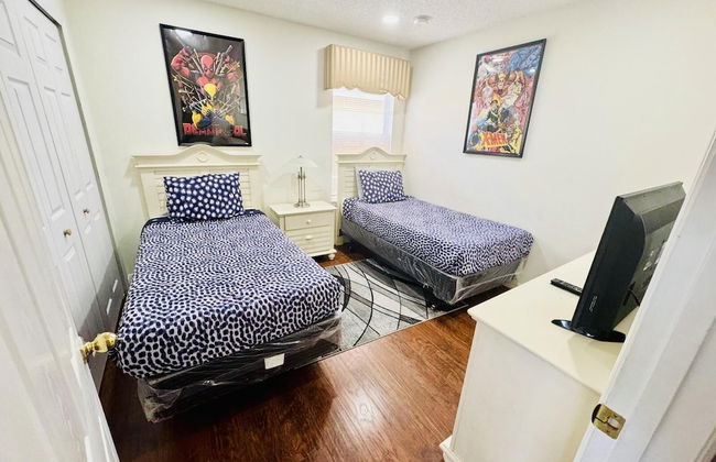 7/6.5 Beautiful Vacation Home With Private Pool, and Much More!! - Foto 53