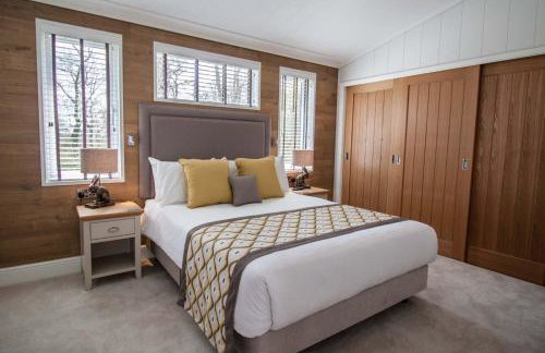 High Oaks Grange - Contemporary Lodges - Photo 7