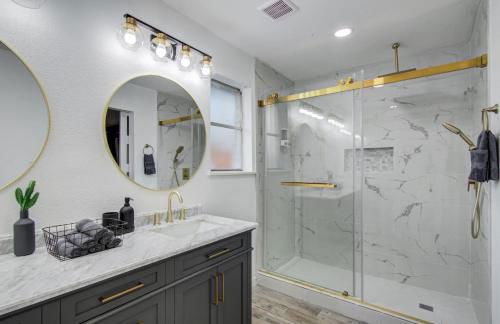 5-BD 2-BA Tranquil Retreat ft Jacuzzi & Playground - Foto 19