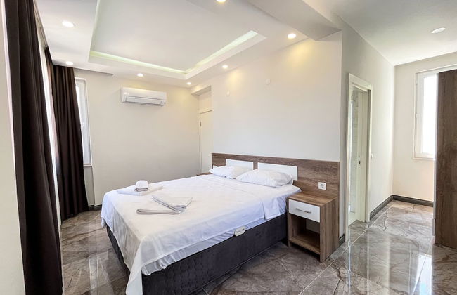 Villa With Private Pool Garden - All Rooms w AC - Foto 5