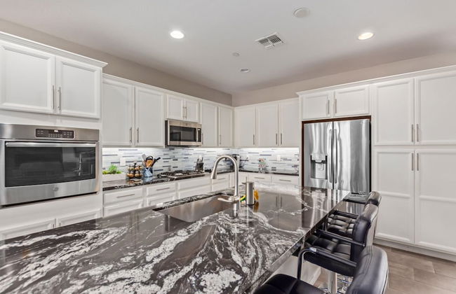 Gilbert Haven A Family Delight in Enchanting Community - Photo 2