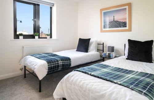 Spacious and modern family apartment, central and within walking distance to local amenities - Foto 8