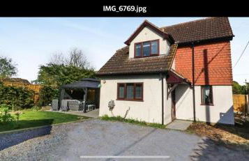 Pet Friendly Home in Chelmsford-Hot Tub-Sleeps 6 - Foto 22