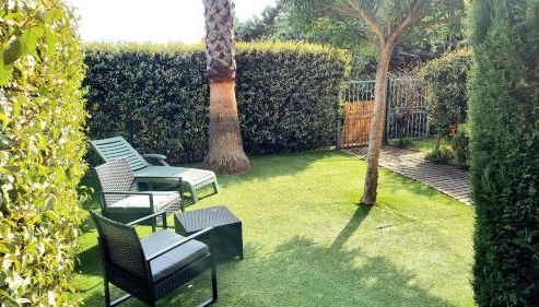 Les Soleiades - Foto 4, Garden, sunbed, Garden view