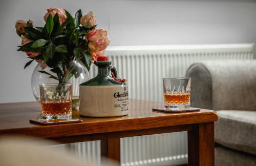 Aldo's Place - Photo 33