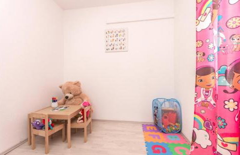 7 Bedroom Awesome Home In Polaca - Foto 27