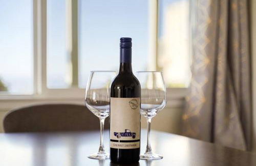 Mountain View 2BR Retreat with Private Deck - Foto 22