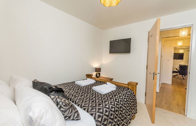 Holistic Condos Apartments - Albion Gardens - Photo 2