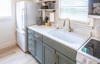 Renovated 1-Bedroom Apartment in Central Lincoln Extended Stay - Foto 4