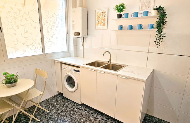 Your Home In Valencia - Photo 9