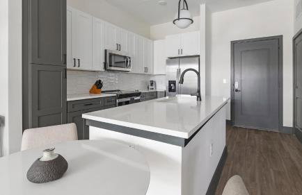 Landing Stunning 1BD Gym Yoga Studio - Foto 5