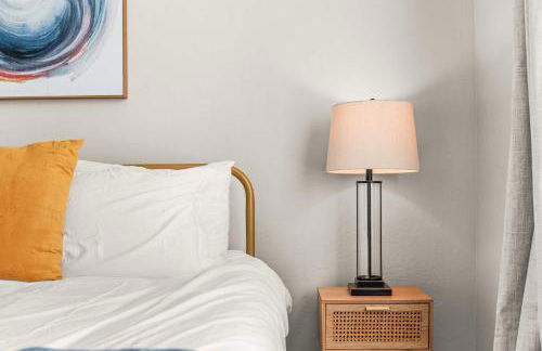 2BR Downtown SLC Hot Tub Free Parking - Foto 39