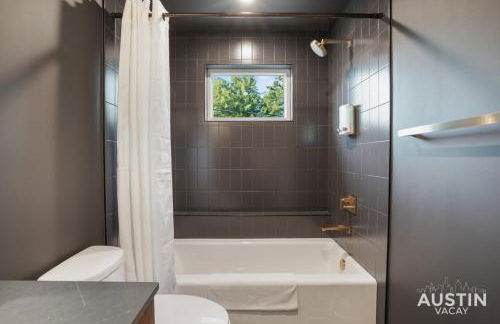 Walk to Soco Lounge Poolside at Modern Cool Spot - Foto 23