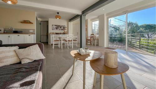 2 Bedroom Lovely Home In Saint André De Roquepe - Foto 5