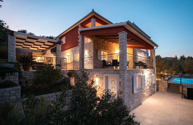 Luxury Stairway to Heaven with Pool - Foto 59