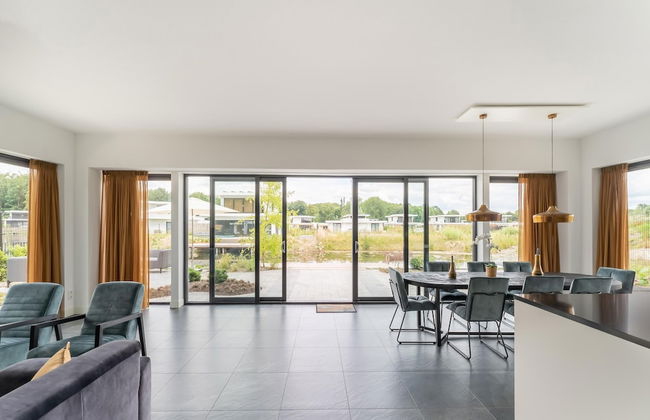 Villa in Zeewolde Near Flevostrand Beach - Photo 18