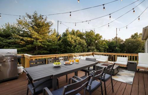 Epic Family Stay - 40' Putting Green, Theater, Hot Tub, Sauna - Foto 25