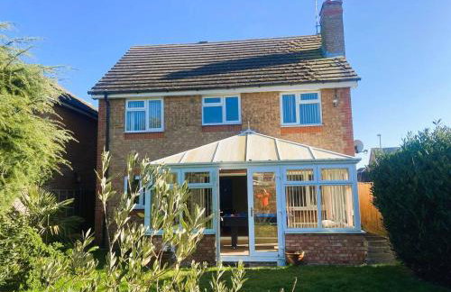 ELY House with FREE private parking - Photo 6