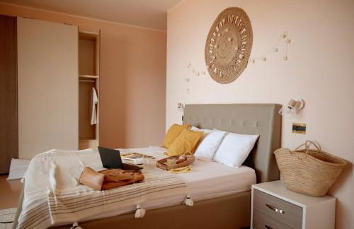 Sun-Filled Apartment, Breathtaking Coastal View, Gioiosa Marea, Limone by Ideal Sicily - Foto 7