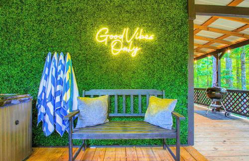 Meadow Retreat - Hot Tub, Fire Pit & Games - Photo 14