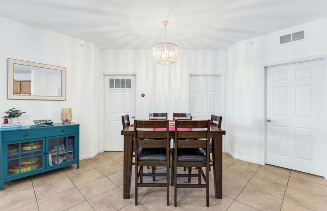 Panoramic Sunset Escape Waterfront Condo for 7! - Photo 29