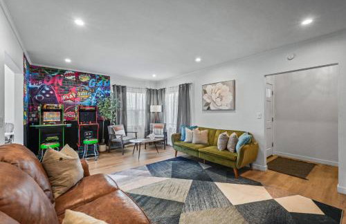 Belmont Shore Getaway with Hot Tub and Firepit - Foto 18