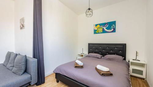 STUDIO COSY - HYPERCENTRE - CALME - 50M2 - Wi-FI - Foto 3