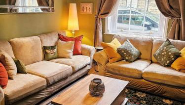 Characterful Grade II listed Victorian Terrace - Foto 2