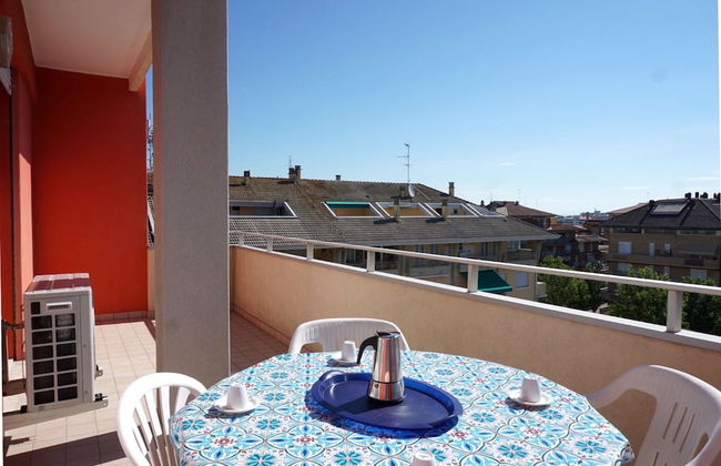 Penthouse With Swimming Pool and Sea View by Beahost Rentals - Foto 8