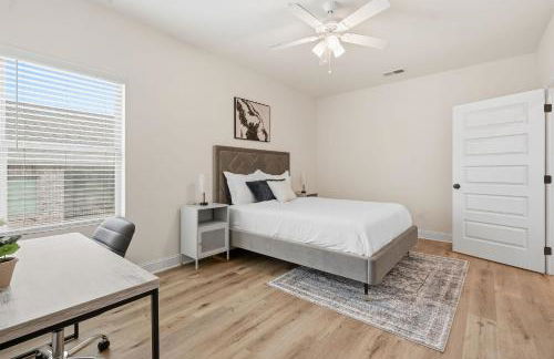 Relaxing 2BR Home w Contemporary Style - Foto 14