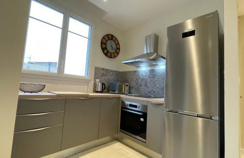 Superbe T3 climatisé - centre historique - vue port de plaisance - balcon - WIFI - 5e avec ascenseur - Foto 15