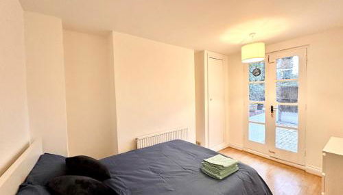 Flat-By Lewisham Train Station - Foto 5