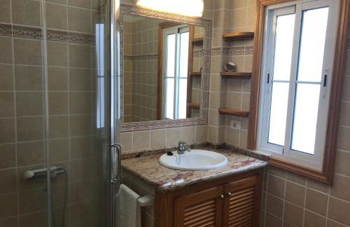 Apartamentos El Faro - Foto 25